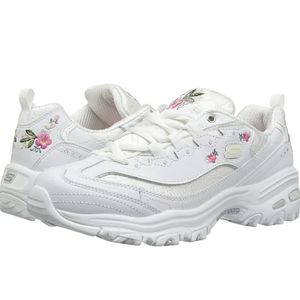 ❤️SOLD ❤️Skechers D'Lites Bright Blossoms Embroidered Shoes